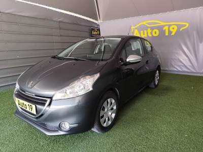 Carro usado Peugeot 208 1.2 PureTech Active Gasolina