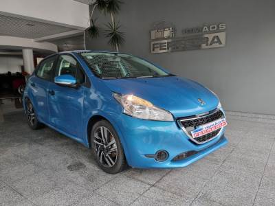 Carro usado Peugeot 208 1.4 HDi Access Diesel