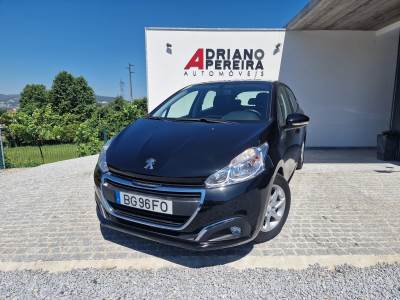 Carro usado Peugeot 208 1.6 e-HDI Active Diesel