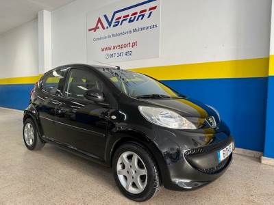 Carro usado Peugeot 107 1.0 Trendy 2 Tronic Gasolina