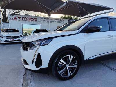 Carro usado Peugeot 5008 1.2 PureTech Allure EAT8 Gasolina