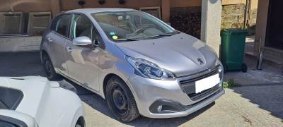 Carro usado Peugeot 208 1.5 BlueHDi Active Diesel