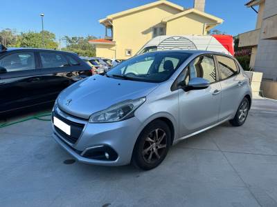 Carro usado Peugeot 208 1.6 BlueHDi Active Diesel