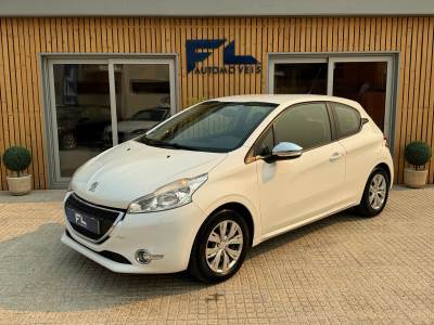 Carro usado Peugeot 208 1.0 VTi Active Gasolina