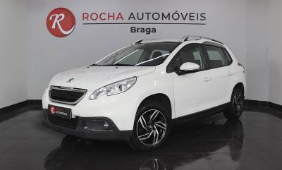 Carro usado Peugeot 2008 1.2 VTi Active Gasolina