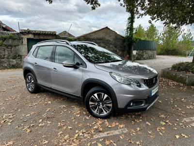 Carro usado Peugeot 2008 1.2 PureTech Allure EAT6 Gasolina