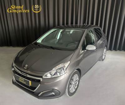 Carro usado Peugeot 208 1.2 Pure Tech Style Gasolina