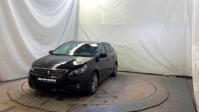 Carro usado Peugeot 308 SW 1.5 BlueHDi Allure EAT8 Diesel