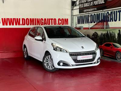 Carro usado Peugeot 208 BLUEHDI SIGNATURE Diesel