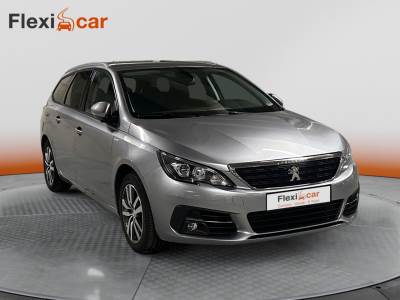 Carro usado Peugeot 308 SW 1.2 PureTech Allure Gasolina