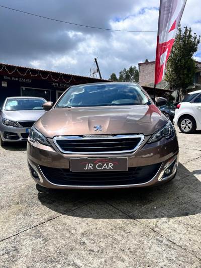 Carro usado Peugeot 308 1.6 e-HDi Allure J17 Diesel