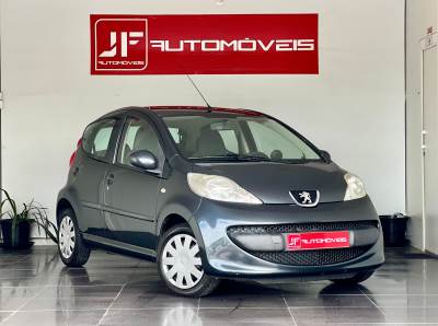 Carro usado Peugeot 107 1.0 Trendy Gasolina