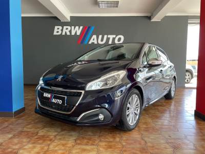 Carro usado Peugeot 208 1.2 PureTech Allure EAT6 Gasolina