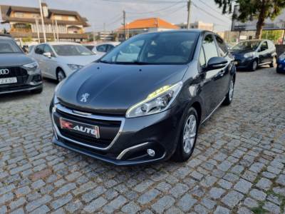 Peugeot 208 1.6 BlueHDi