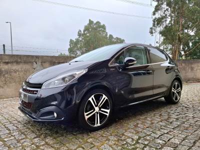 Carro usado Peugeot 208 1.2 PureTech GT Line Gasolina