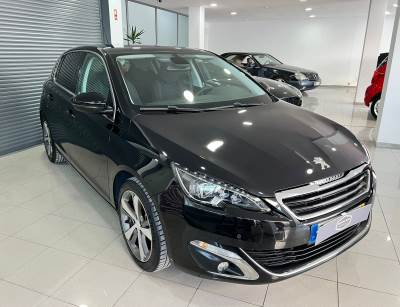 Carro usado Peugeot 308 1.2 PureTech Allure J17 Gasolina