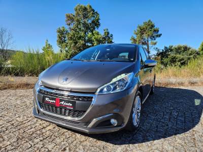 Carro usado Peugeot 208 1.5 BlueHDi Allure Diesel