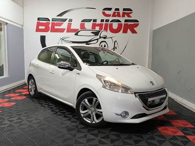 Carro usado Peugeot 208 1.2 PureTech Style Gasolina