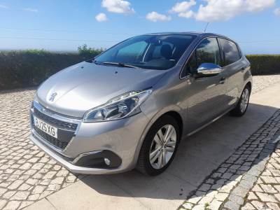 Carro usado Peugeot 208 1.2 Pure-Tech Allure Cx.Automática 110cv Gasolina