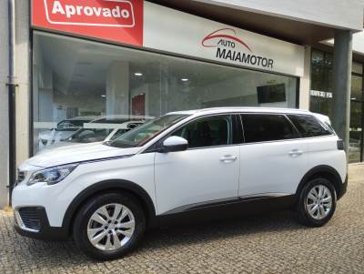 Carro usado Peugeot 5008 1.2 PureTech Active Gasolina