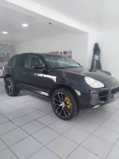 Carro usado Porsche Cayenne S Tiptronic Gasolina