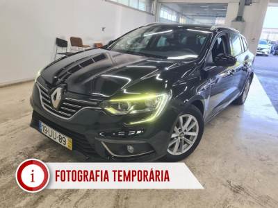 Carro usado Renault Mégane Sport Tourer 1.5 DCI Intens 110cv Diesel