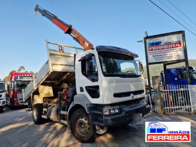 Pesado usado Renault  370dci 4x2 basculante/ Grua palfinguer  Diesel