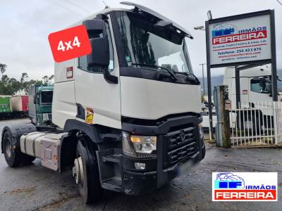 Pesado usado Renault Cabine baixa 4x4 retarder  Diesel