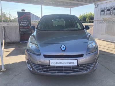 Carro usado Renault Grand Scénic 1.5 dCi Luxe 7L Diesel