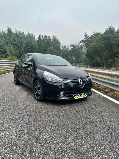 Carro usado Renault Clio 0.9 TCE Limited Gasolina