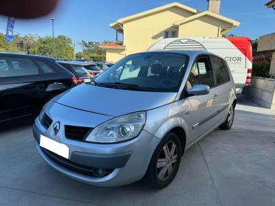 Carro usado Renault Scénic 1.5 dCi Dynamique Diesel