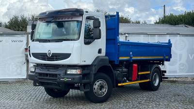 Pesado usado Renault TRI-BASCULANTE Diesel