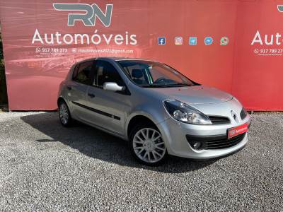 Carro usado Renault Clio 1.2 16V Dynamique S Gasolina