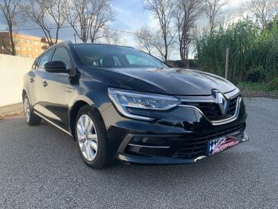 Carro usado Renault Mégane Sport Tourer 1.5 Blue dCi Limited EDC Diesel