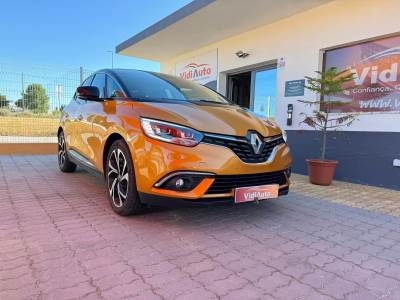 Carro usado Renault Scénic 1.3 TCe Bose Edition EDC Gasolina