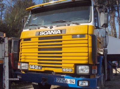 Pesado usado Scania R143 EL 6X4L 450 34Z Diesel