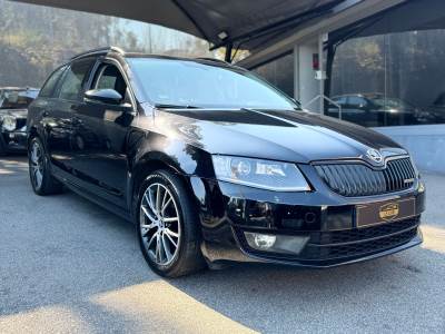 Carro usado Skoda Octavia Break 1.6 TDi Greenline Diesel