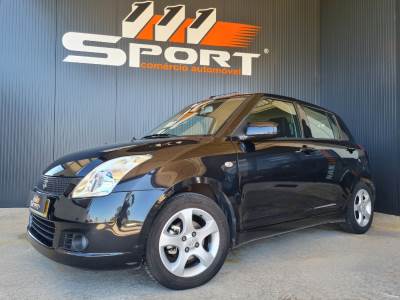 Carro usado Suzuki Swift 1.3 16V GLX Gasolina