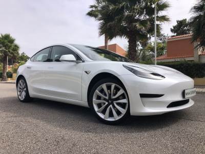 Carro usado Tesla Model 3 Standard Range Plus RWD Elétrica