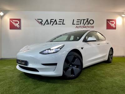 Carro usado Tesla Model 3 Standard RWD Plus Elétrica