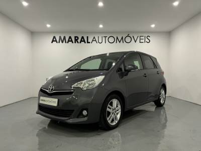 Carro usado Toyota Verso-S 1.4 D-4D Exclusive Diesel