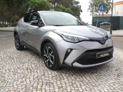 Carro usado Toyota C-HR 1.8 Hybrid Square Collection Híbrido (Gasolina)