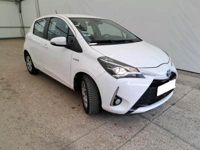 Carro usado Toyota Yaris 1.5 HSD Active Híbrido (Gasolina)