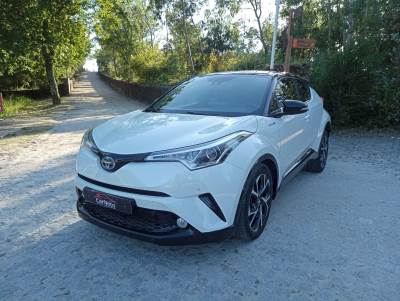 Carro usado Toyota C-HR 1.8 HSD Comfort+P.Style Híbrido (Gasolina)