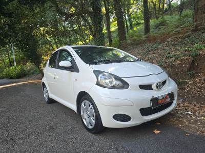 Carro usado Toyota Aygo 1.0 Gasolina