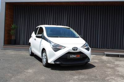 Carro usado Toyota Aygo 1.0 X-Play Gasolina