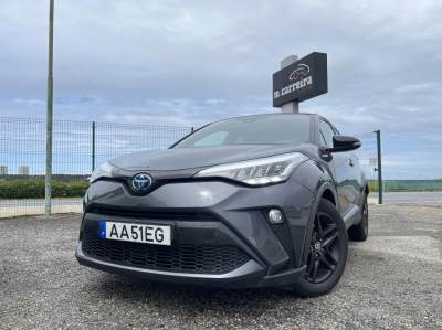 Carro usado Toyota C-HR Comfort Híbrido (Gasolina)