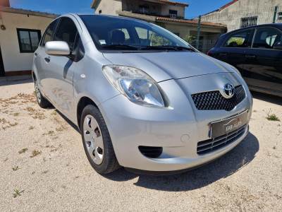 Carro usado Toyota Yaris 1.0 VVT-i Gasolina