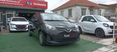 Carro usado Toyota Yaris 1.0 VVT-i Active Gasolina