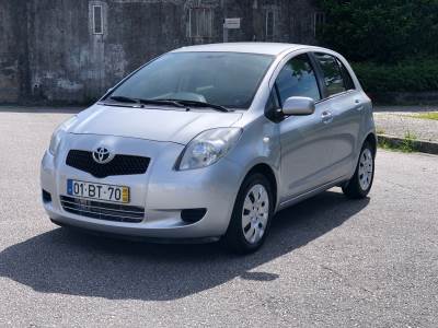 Carro usado Toyota Yaris 1.0 VVT-i AC Gasolina